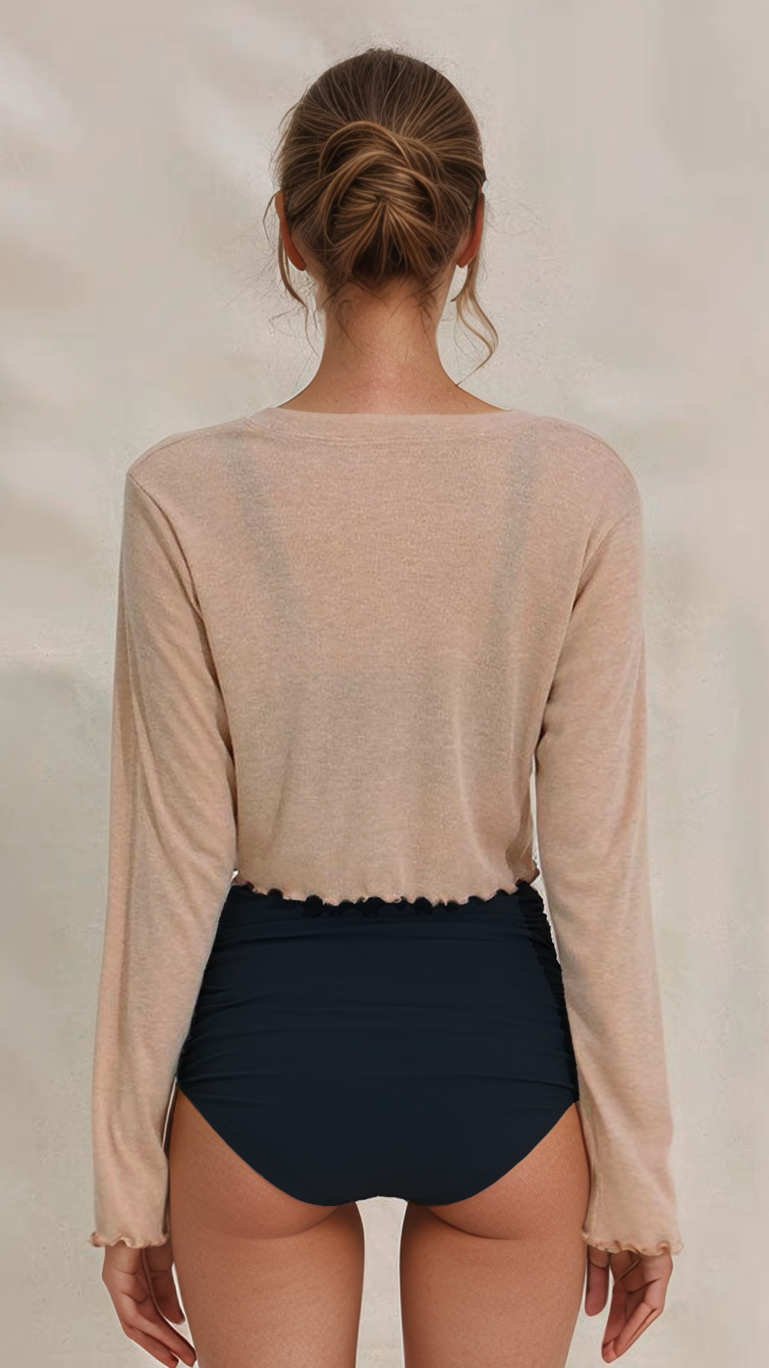 Earthline – High-Waist Shorts – BEIGE