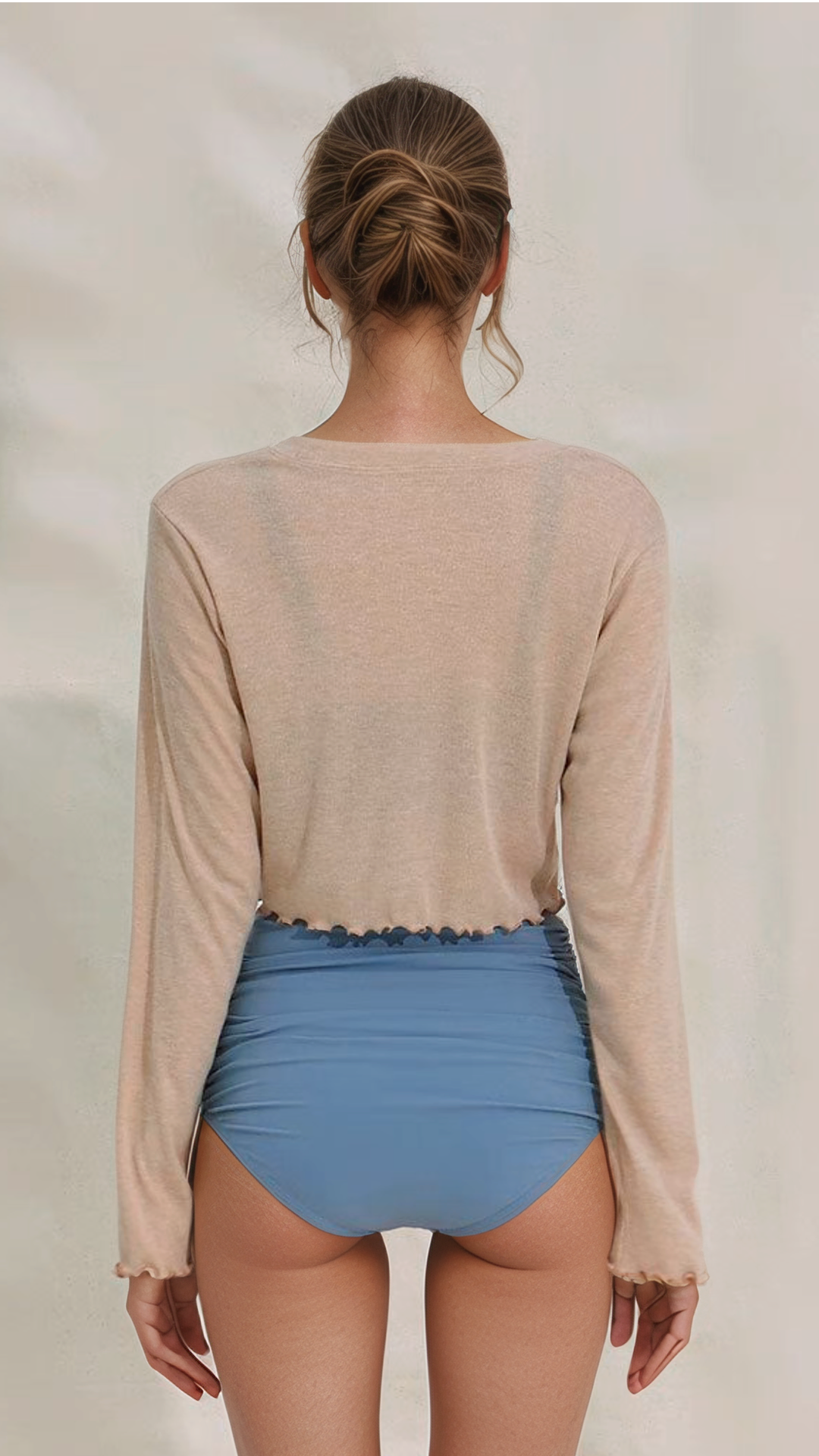 Earthline – High-Waist Shorts – BEIGE